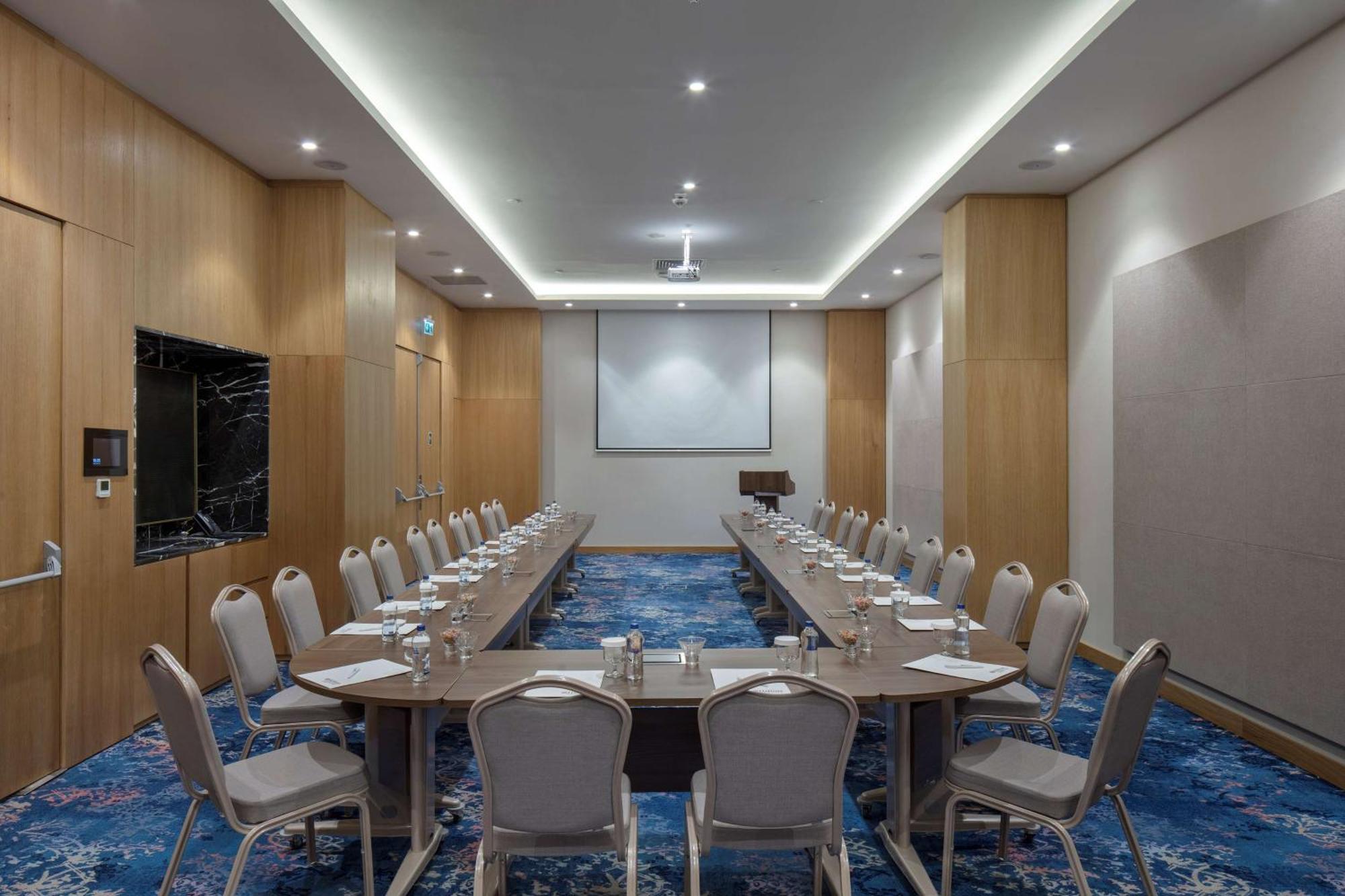 Hilton Garden Inn Ерзурум Екстериор снимка